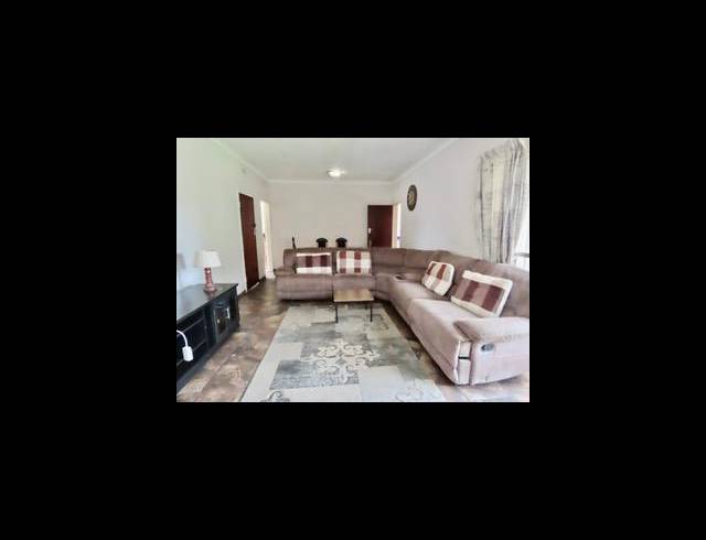 3 BEDROOM HOUSE FOR SALE IN PRIMROSE HILL